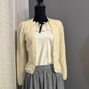 SOLD    DÔEN Cream Alpaca & Merino Knit Cardigan – Size M (Fits S/XS)